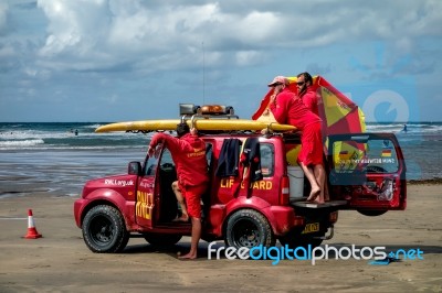 Rnli Lifeguards On Duty At Bude Stock Photo