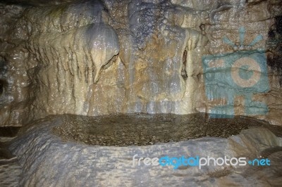 Rock Pool In White Scar Caves Stock Photo