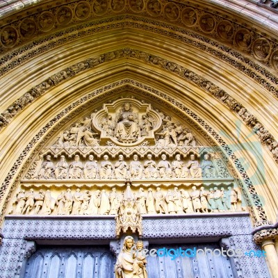 Rose Window Weinstmister  Abbey In London Old Church Door And Ma… Stock Photo