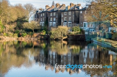 Row Of Houses By A Lake At Hampstead In London Stock Photo