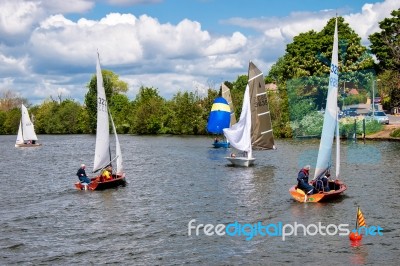 Sailing On The River Thames Near Kingston-upon-thames Surrey Stock Photo