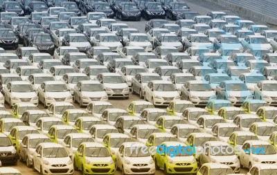 Samut Prakan,thailand -24 August,2014:row Of New Vehicles Parked… Stock Photo