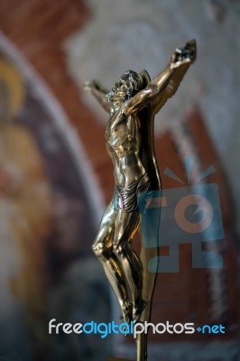 Sculpture Of Christ On The Cross In Verona Cathedral Stock Photo