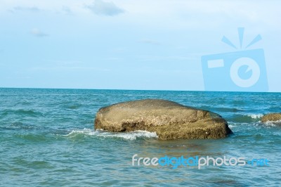 Seascape Of Hua Hin Thailand.beautiful Sea With Rock And Blue Sky Stock Photo