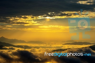 Seoraksan Mountains Is Covered By Morning Fog And Sunrise In Seoul,korea Stock Photo