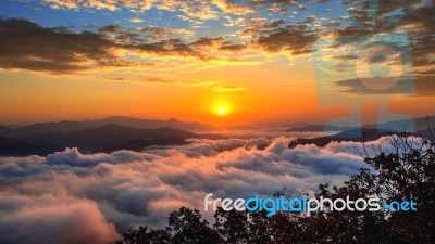 Seoraksan Mountains Is Covered By Morning Fog And Sunrise In Seoul,korea Stock Photo