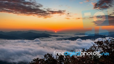 Seoraksan Mountains Is Covered By Morning Fog And Sunrise In Seoul,korea Stock Photo