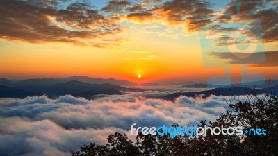 Seoraksan Mountains Is Covered By Morning Fog And Sunrise In Seoul,korea Stock Photo