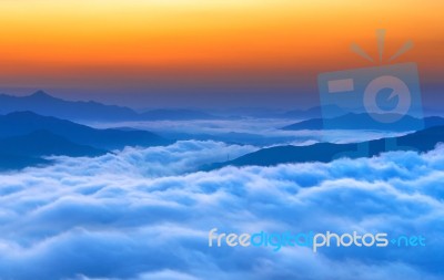 Seoraksan Mountains Is Covered By Morning Fog And Sunrise In Seoul,korea Stock Photo