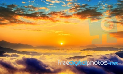 Seoraksan Mountains Is Covered By Morning Fog And Sunrise In Seoul,korea Stock Photo