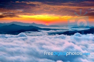 Seoraksan Mountains Is Covered By Morning Fog And Sunrise In Seoul,korea Stock Photo