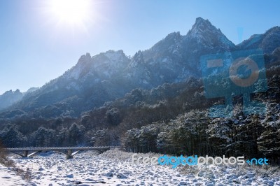 Seoraksan Mountains Is Covered By Snow In Winter, South Korea Stock Photo