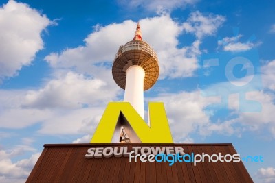 Seoul - December 26 : Seoul Tower December 26,2014 In Seoul,kr.it Marks The Highest Point In Seoul Stock Photo