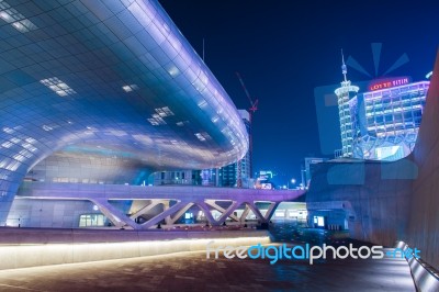 Seoul, South Korea - February 3: Dongdaemun Design Plaza Is A Modern Architecture In Seoul Designed By Zaha Hadid.photo Taken February 3,2015 In Seoul, South Korea Stock Photo