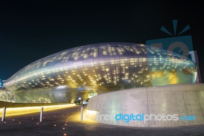 Seoul, South Korea - February 3: Dongdaemun Design Plaza Is A Modern Architecture In Seoul Designed By Zaha Hadid.photo Taken February 3,2015 In Seoul, South Korea Stock Photo