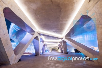 Seoul, South Korea - March 15: Dongdaemun Design Plaza Is A Modern Architecture In Seoul Designed By Zaha Hadid.photo Taken March 15,2015 In Seoul, South Korea Stock Photo