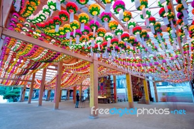 Seoul, South Korea - May 9 : Bongeunsa Temple With Hanging Lanterns For Celebrating The Buddha's Birthday On May. Photo Taken On May 9,2015 In Seoul,south Korea Stock Photo