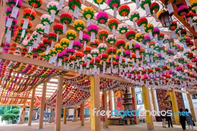 Seoul, South Korea - May 9 : Bongeunsa Temple With Hanging Lanterns For Celebrating The Buddha's Birthday On May. Photo Taken On May 9,2015 In Seoul,south Korea Stock Photo