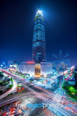 Seoul, South Korea  -  May 9 : Lotte World Mall Under Construction In Seoul, South Korea. Lotte World Mall Is Due To Open In October, 2016.photo Taken On May 9,2015 In Seoul,south Korea Stock Photo