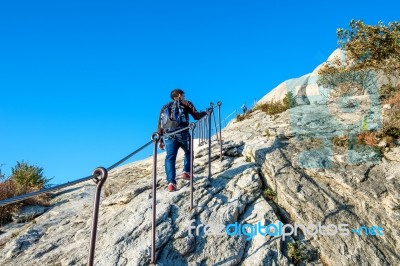 Seoul, South Korea - Sep 27: Climbers And Tourists On Bukhansan Mountain. Photo Taken On Sep 27, 2015 In Seoul, South Korea Stock Photo