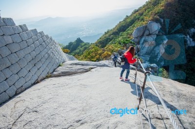 Seoul, South Korea - Sep 27: Climbers And Tourists On Bukhansan Mountain. Photo Taken On Sep 27, 2015 In Seoul, South Korea Stock Photo