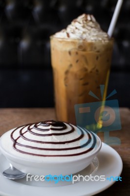 Set Of Iced Coffee And Banoffee Pie Stock Photo