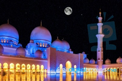 Sheikh Zayed Grand Mosque In Abu Dhabi, Uae Stock Photo