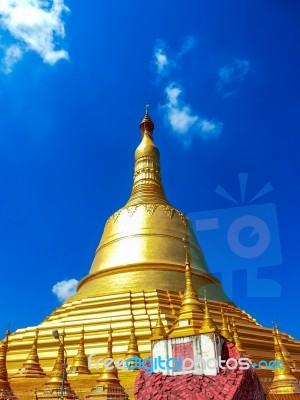 Shwedagon Pagoda, Yangon Myanmar Stock Photo