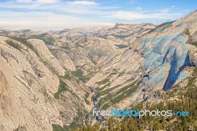 Sierra Nevada Mountains In California, Usa Stock Photo