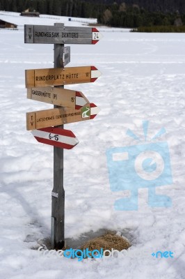 Signpost On The Alp In Rinderplatz Pasture In South Tyrol Italy Stock Photo