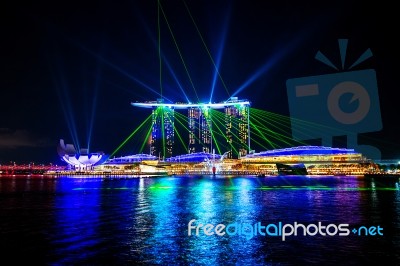 Singapore - Aug 8 ,2017 : Laser Show At Night In Singapore Stock Photo