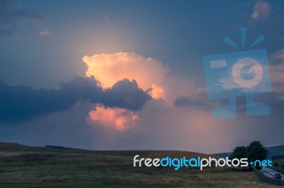 Sky At Dusk In The Yorkshire Dales National Park Near Malham Stock Photo