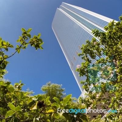 Skyscraper In The Financial District Of Los Angeles Stock Photo