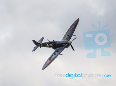 Spitfire Mh434 Flying Over Biggin Hill Airfield Stock Photo