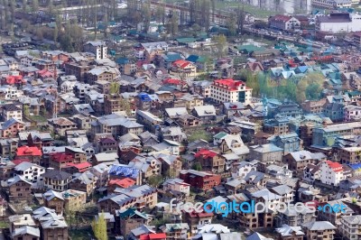 Srinagar, India - April 15 2016: Lifestyle In Dal Lake Stock Photo