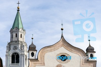 Ss Philip And Jacob Parish Church In Cortina D'ampezzo Stock Photo