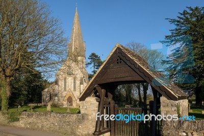 St Michael And All Angels Church In Leafield Stock Photo