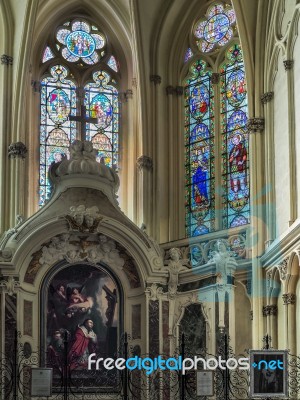 Stained Glass Windows In The Cathedral Of St Andrew In Bordeaux Stock Photo