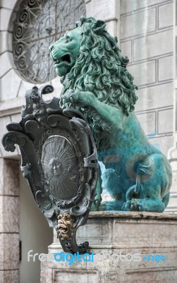 Statue Of  A Green Lion At Odeonsplatz In Munich Stock Photo