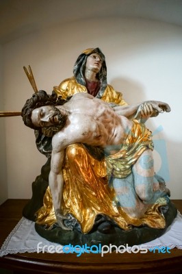 Statue Of Christ In The Parish Church Of St. Georgen Stock Photo