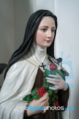 Statue Of Mary In The Parish Church Of St. Georgen Stock Photo