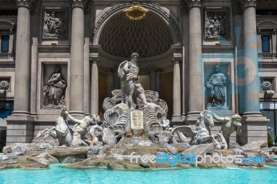 Statues Outside Caesar's Palace In Las Vegas Stock Photo