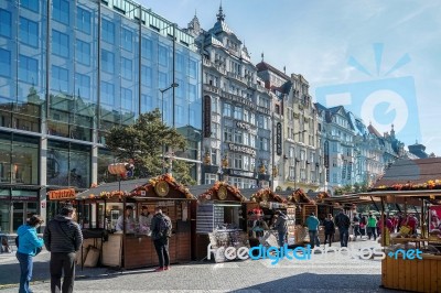 Street Market Near Wenceslas Square In Prague Stock Photo