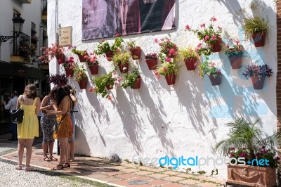 Street Scene Plaza Fernando Alcala In Marbella Stock Photo