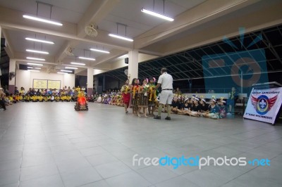 Student 9-10 Years Old, Scout Activities, Dance Performances Around The Fire., Scout Camp Bangkok Thailand Stock Photo