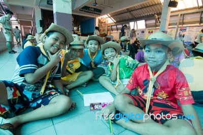 Student 9-10 Years Old, Scouts Work Together, Scout Camp In Bangkok Thailand Stock Photo