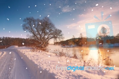 Sun And Snowflakes. Sunny Winter Morning On A River Stock Photo