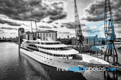 Sunborn Hotel Royal Victoria Dock Stock Photo