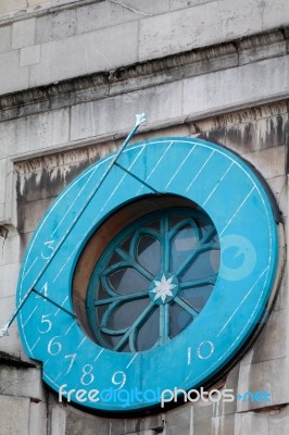 Sundial Attached To Westminster Abbey Stock Photo