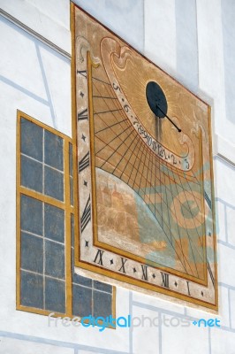 Sundial On The Wall Of The State Castle And Chateau Complex Of C… Stock Photo